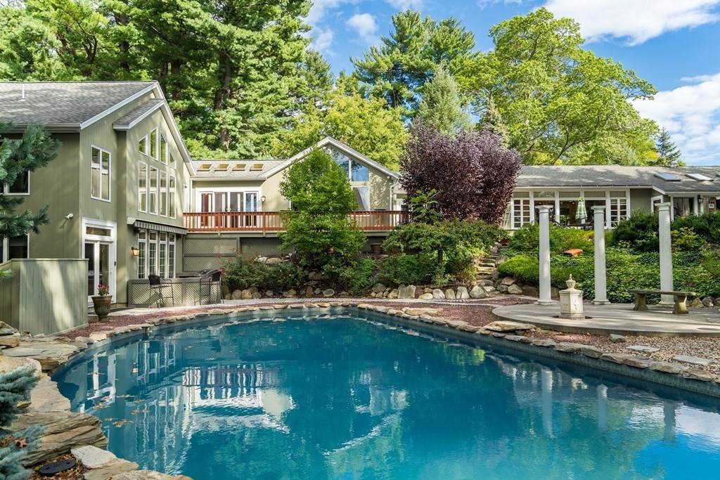 1 Locust Rd - Photo 1
