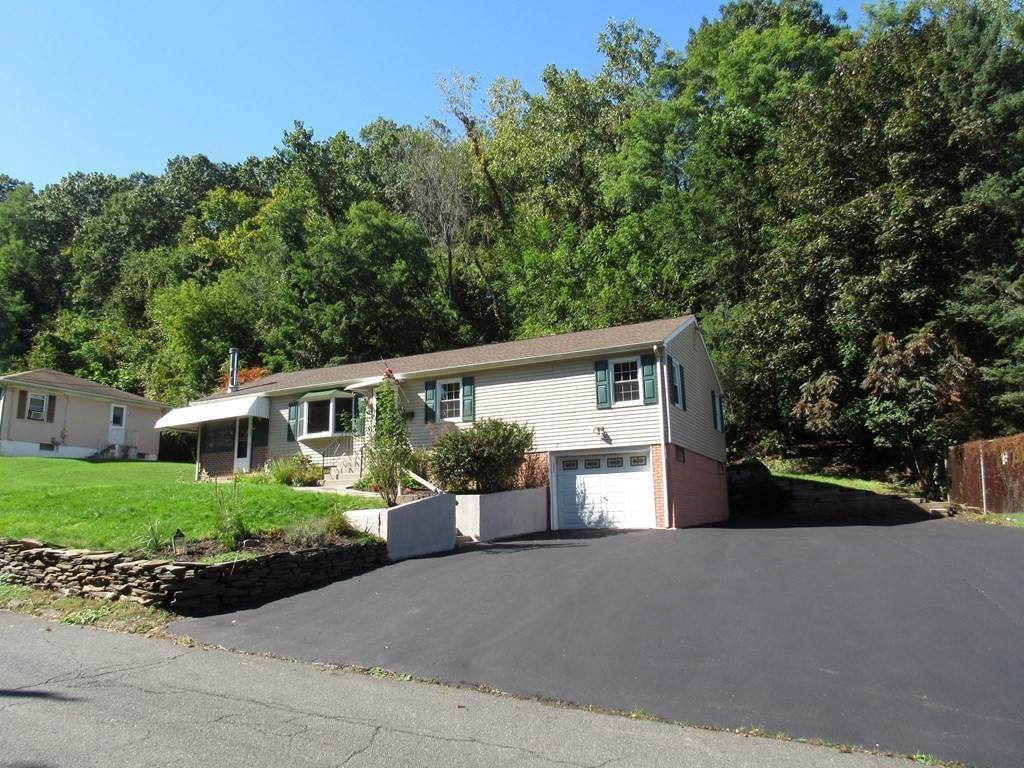 5 Evergreen Dr - Photo 1