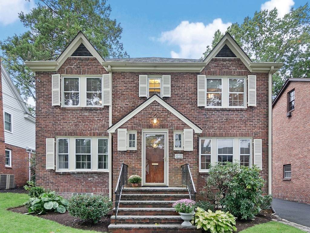 316 Russett Rd - Photo 1