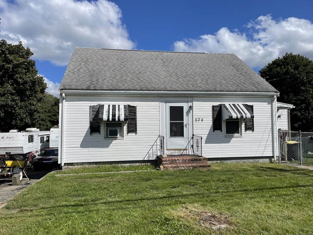 504 W Main St - Photo 1