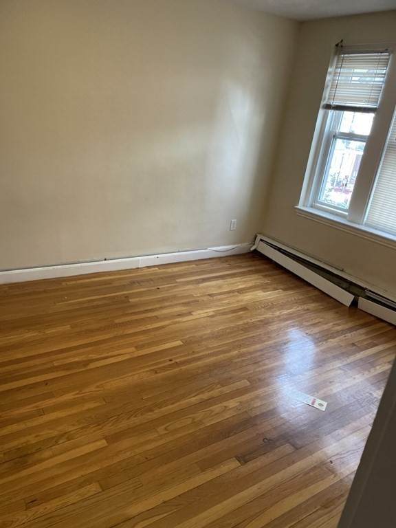 77 Green St - Photo 1