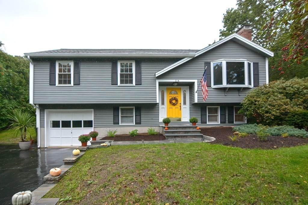 114 Pleasant St - Photo 1