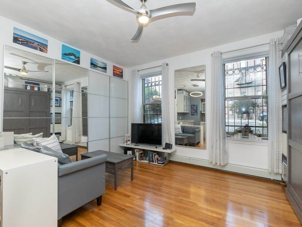 387 Marlborough Street - Photo 1