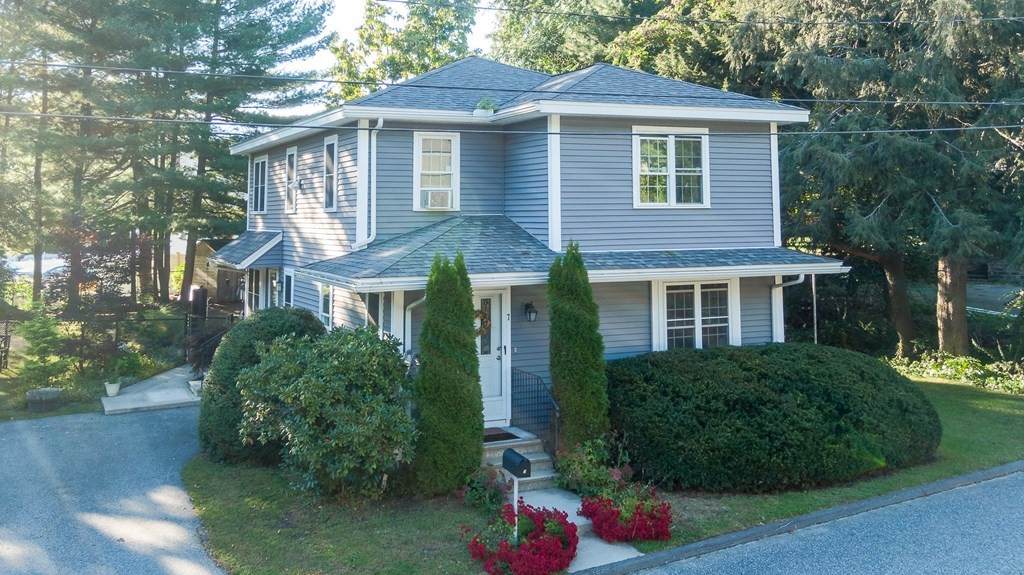 7 Fairfax St - Photo 1