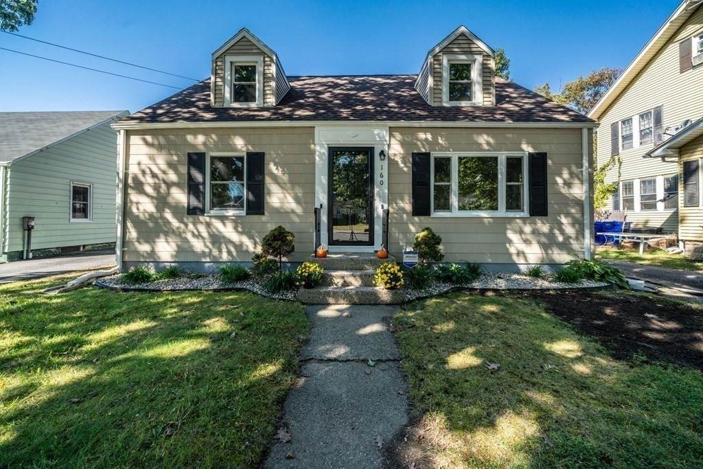 160 Berkshire Ave - Photo 1