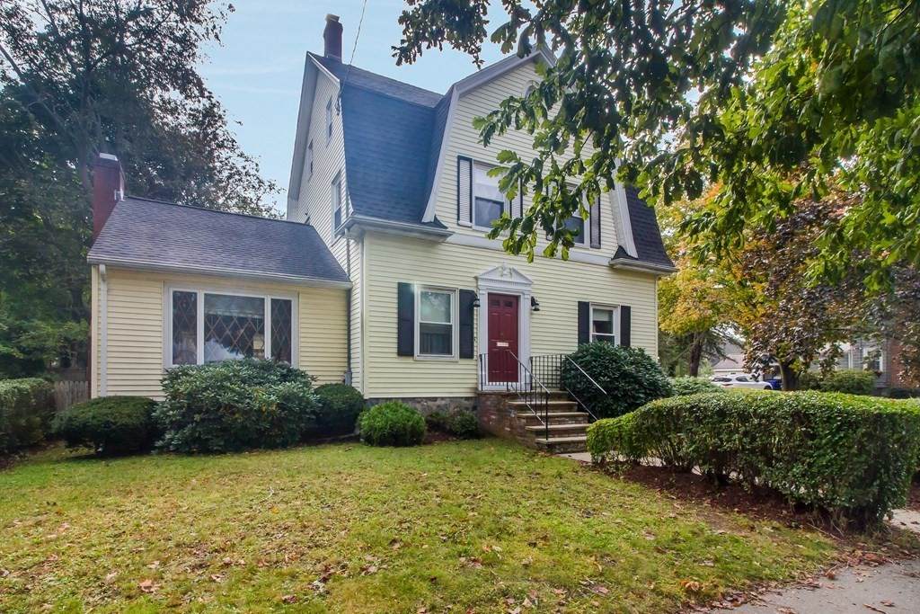 105 Pleasant St - Photo 1