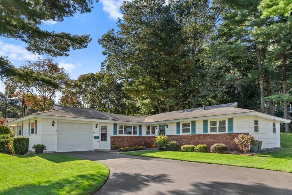 1 Hamilton Road - Photo 1