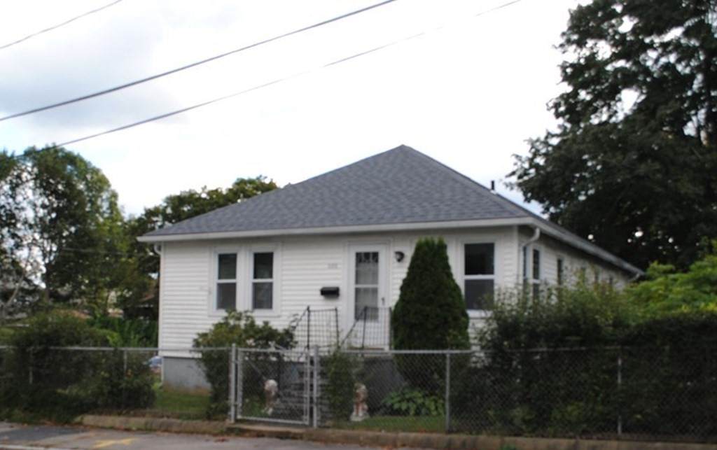 220 Tribou Street - Photo 1