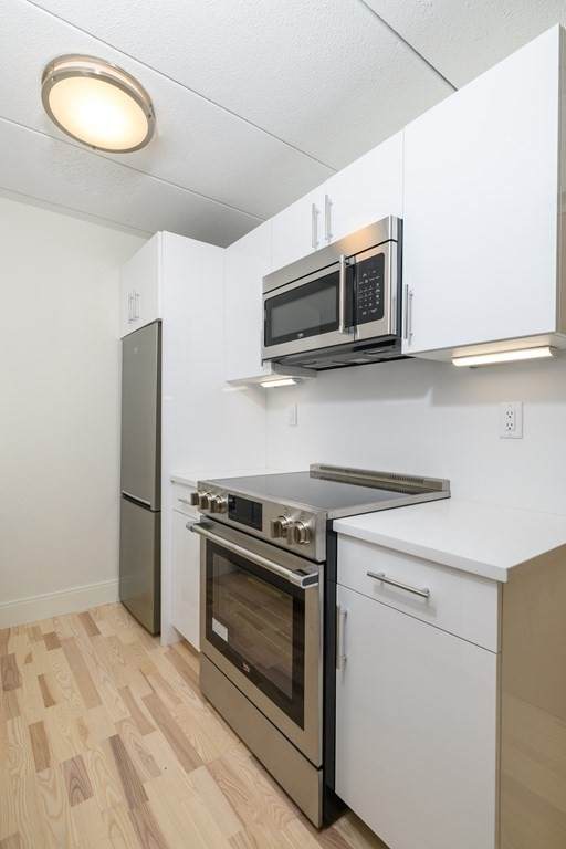 16 Trowbridge - Photo 1