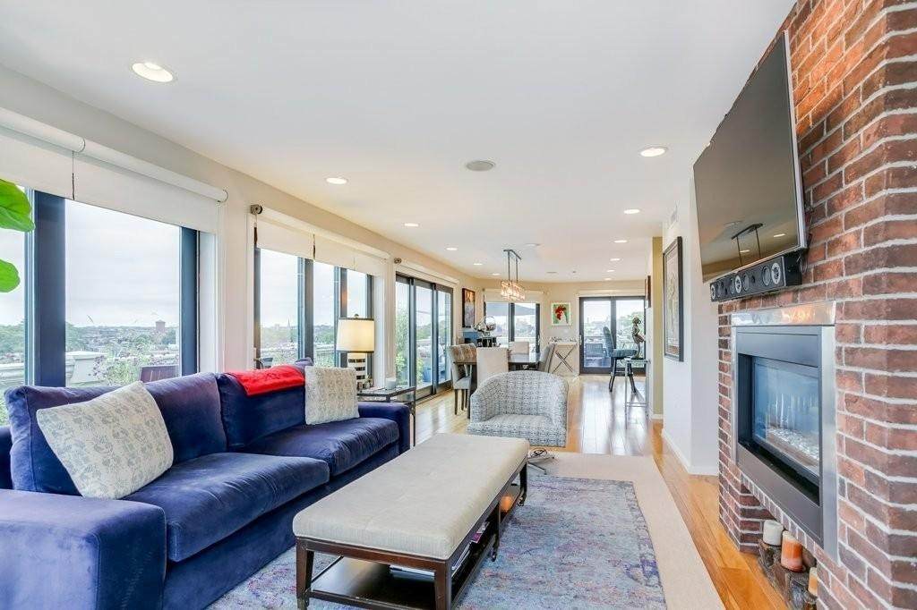79 Chandler Street - Photo 1