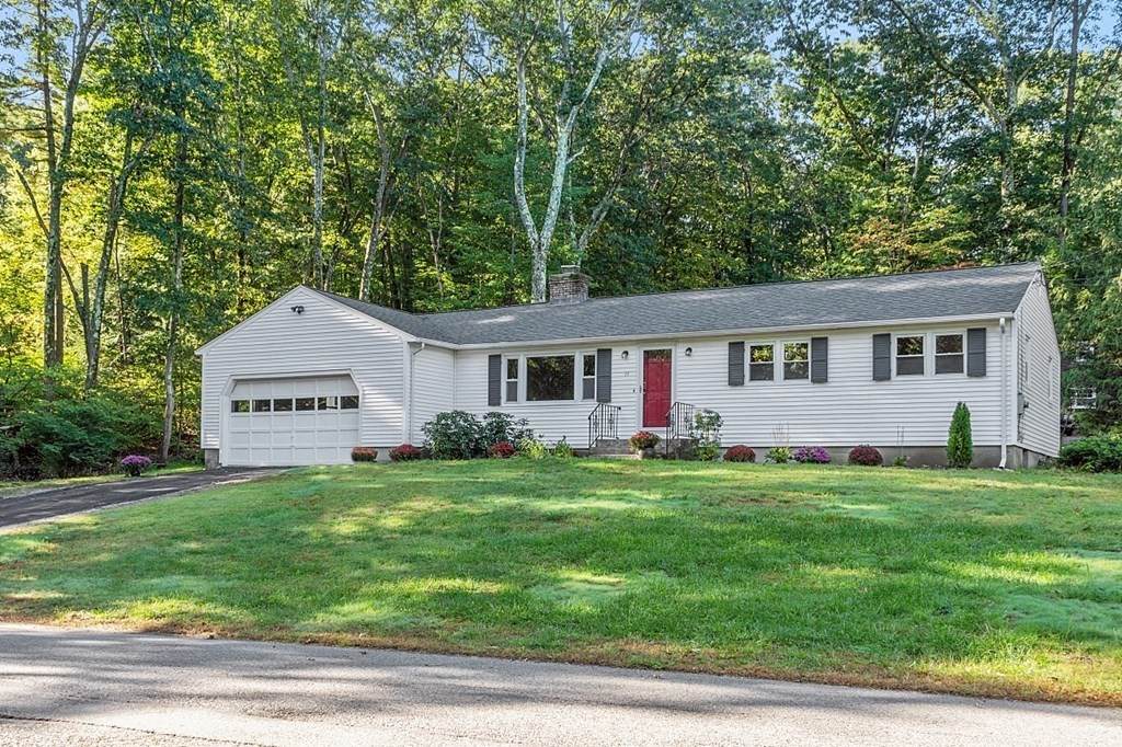 23 Monument Hill Rd - Photo 1