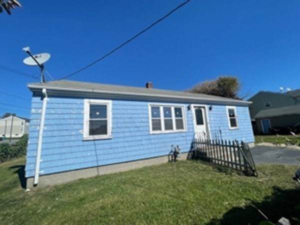 380 London St - Photo 1