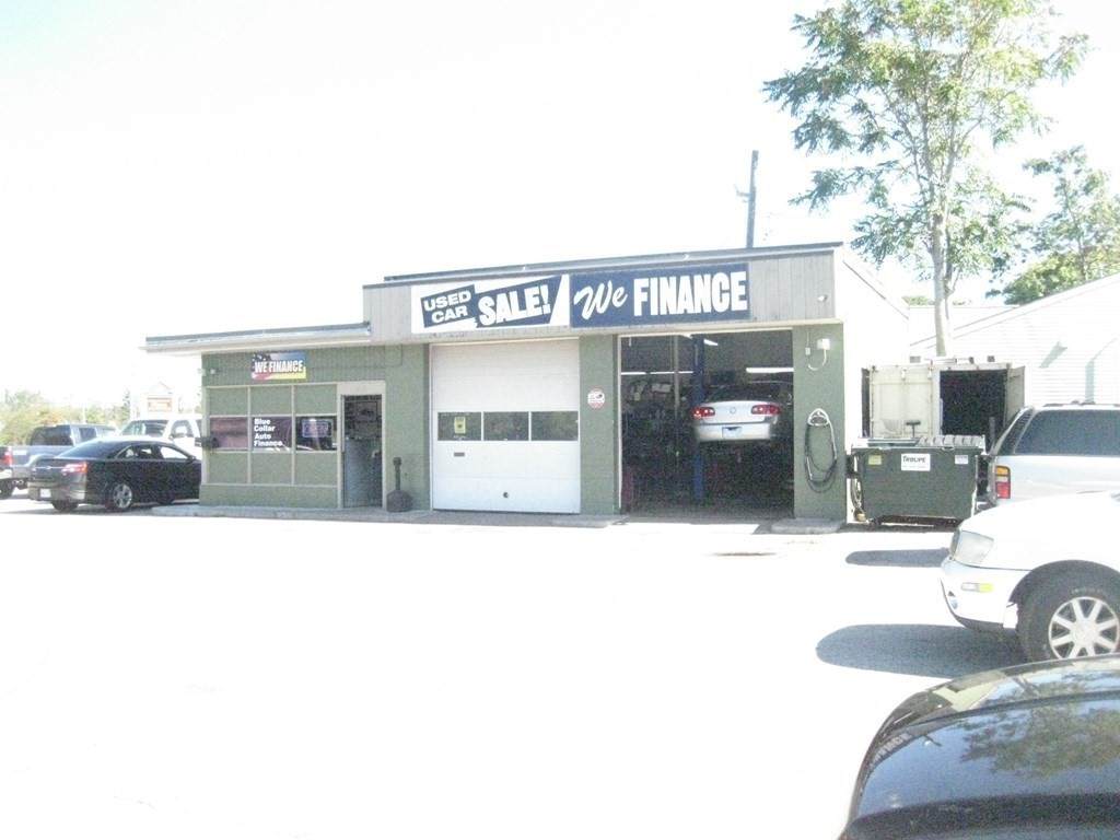 810 Brockton Ave - Photo 1