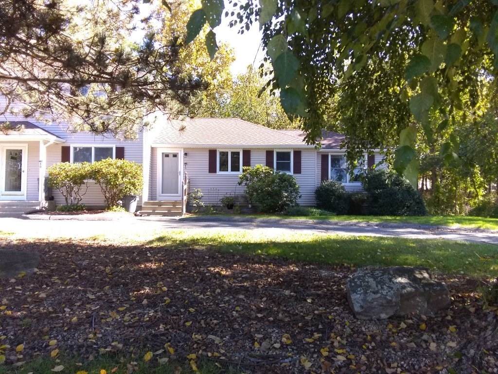 16 Trudeau Dr - Photo 1