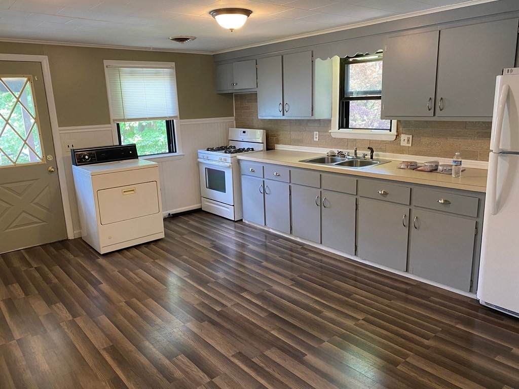 17 Mill Street - Photo 1