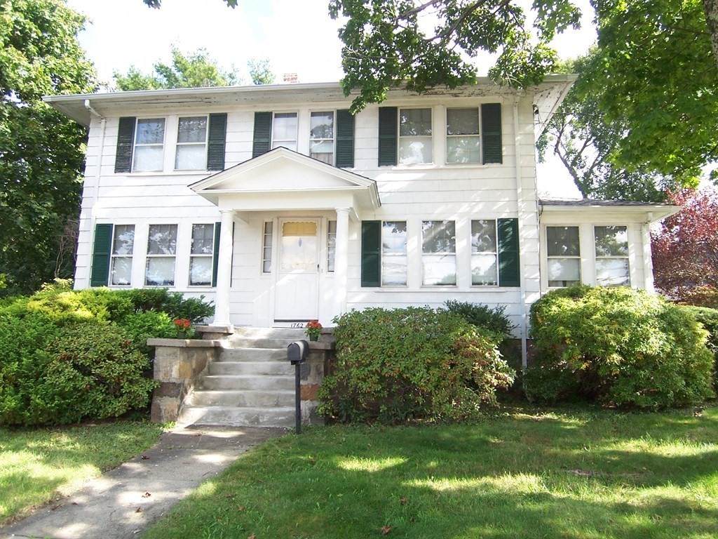 1762 Washington Street - Photo 1