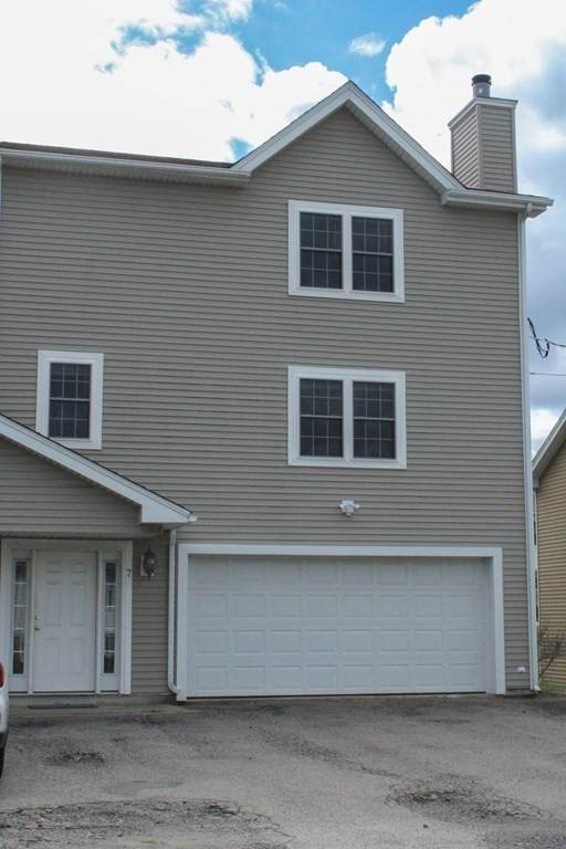 7 Taconic Rd - Photo 1