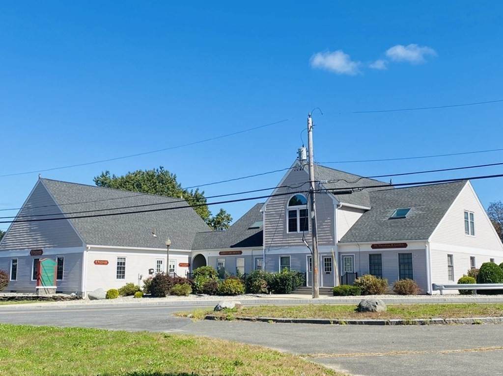 356 Sewall St - Photo 1