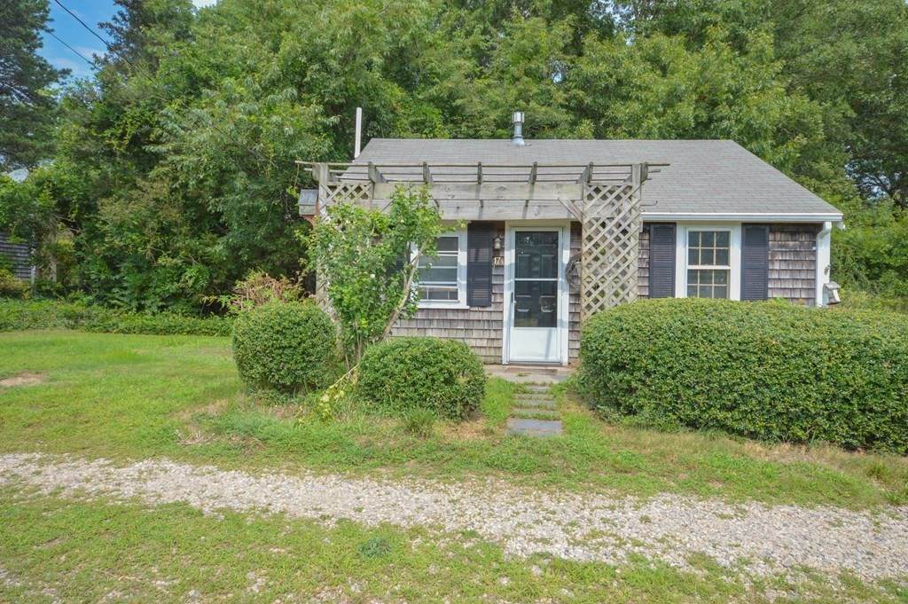 17A Cranberry Ln - Photo 1