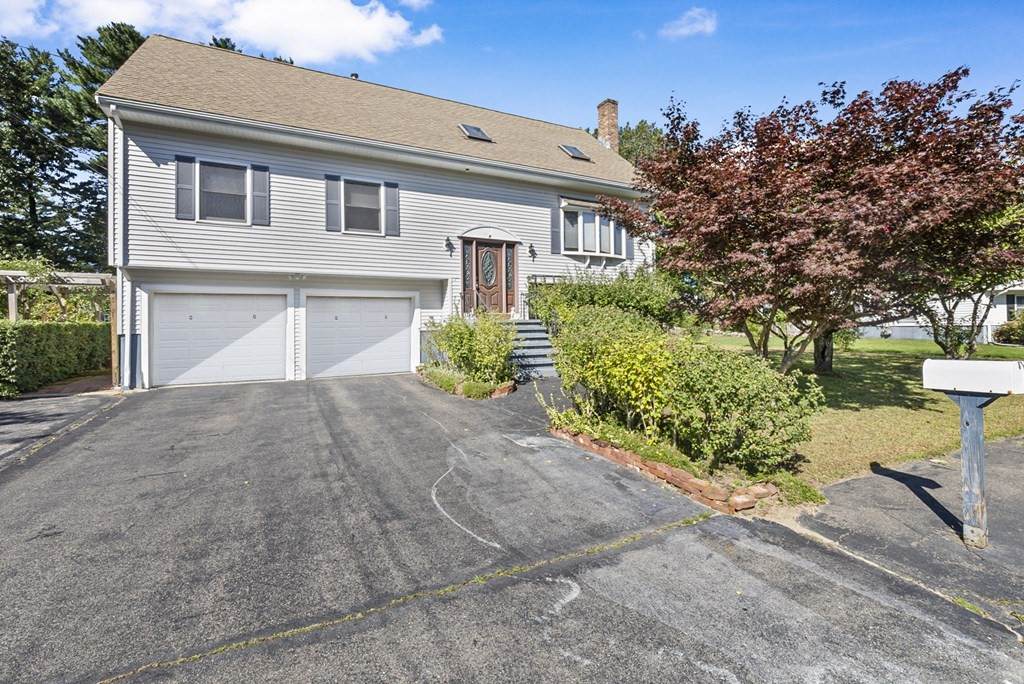 9 Alward Dr - Photo 1