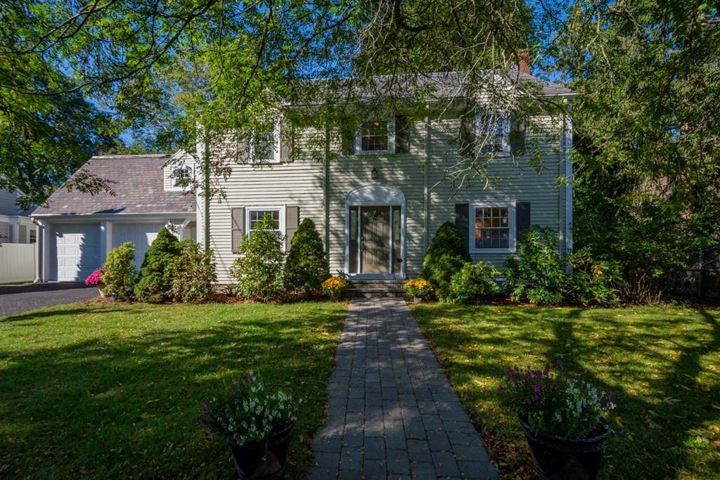 33 Sheldon Rd - Photo 1