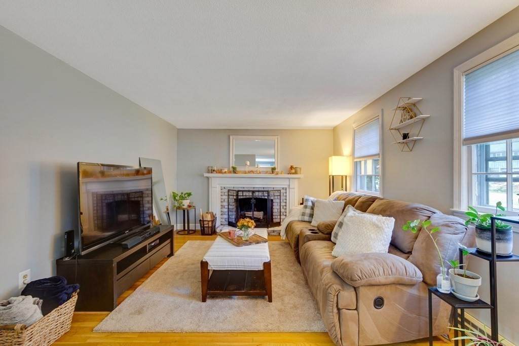 122 Andover St - Photo 1