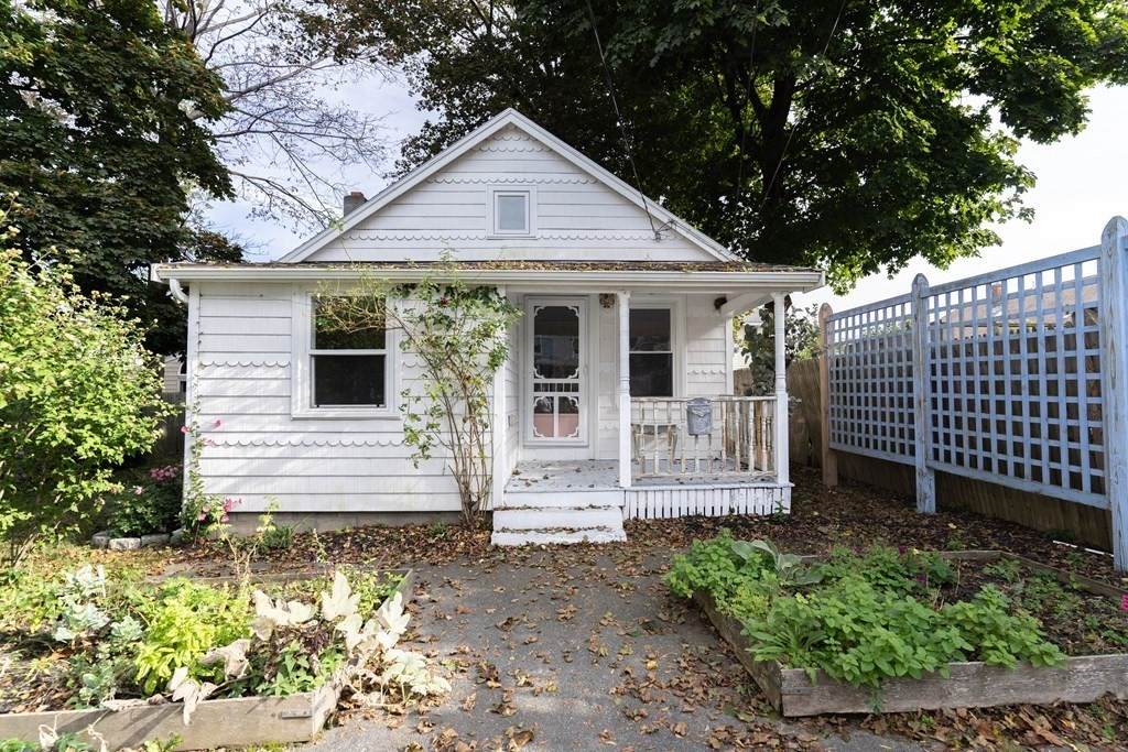 12A Mayflower Ave - Photo 1