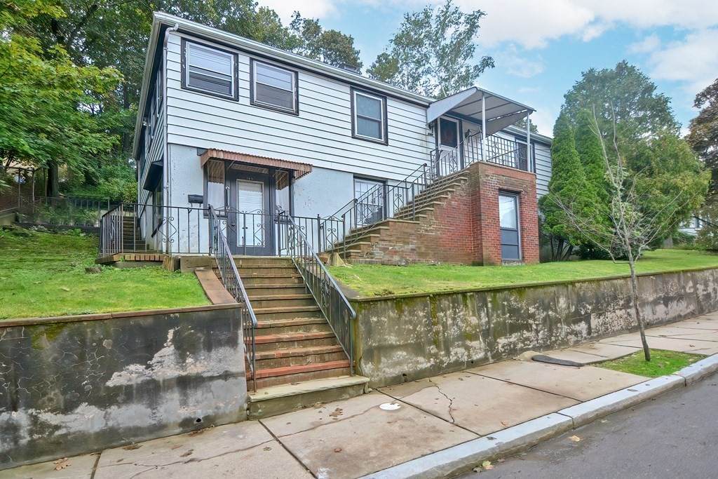 144 Faywood Ave - Photo 1