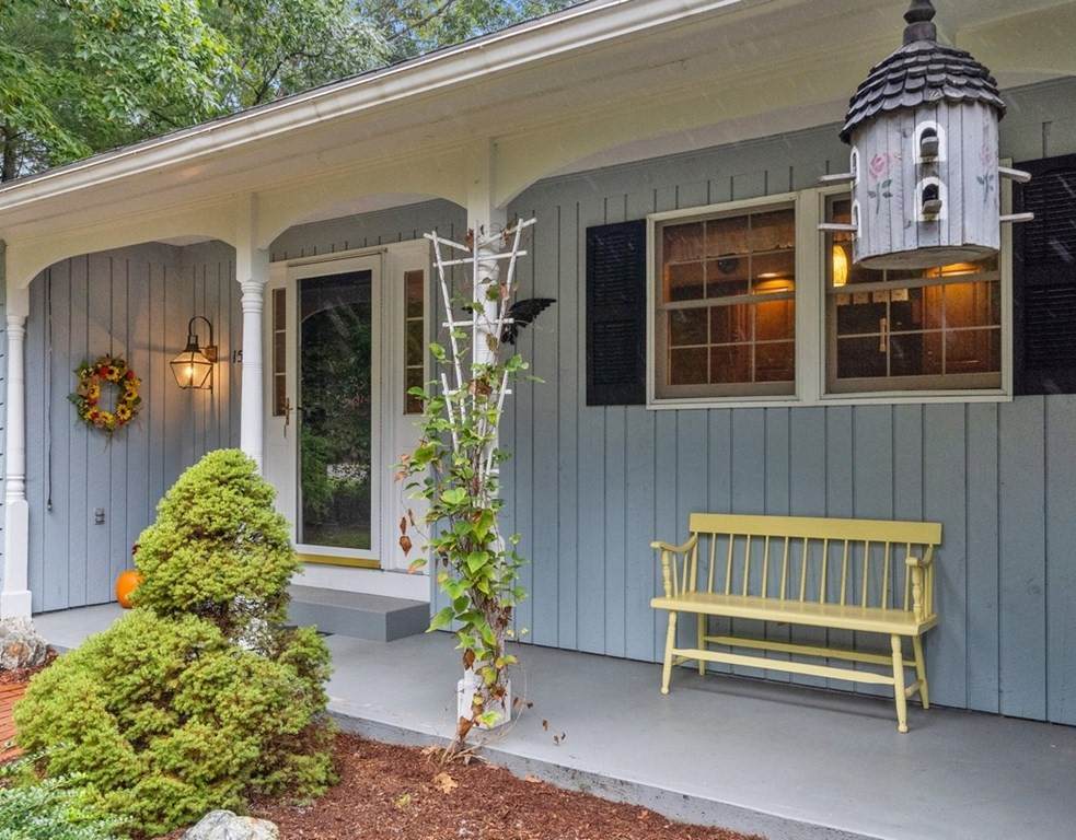 15 Douglas Drive - Photo 1