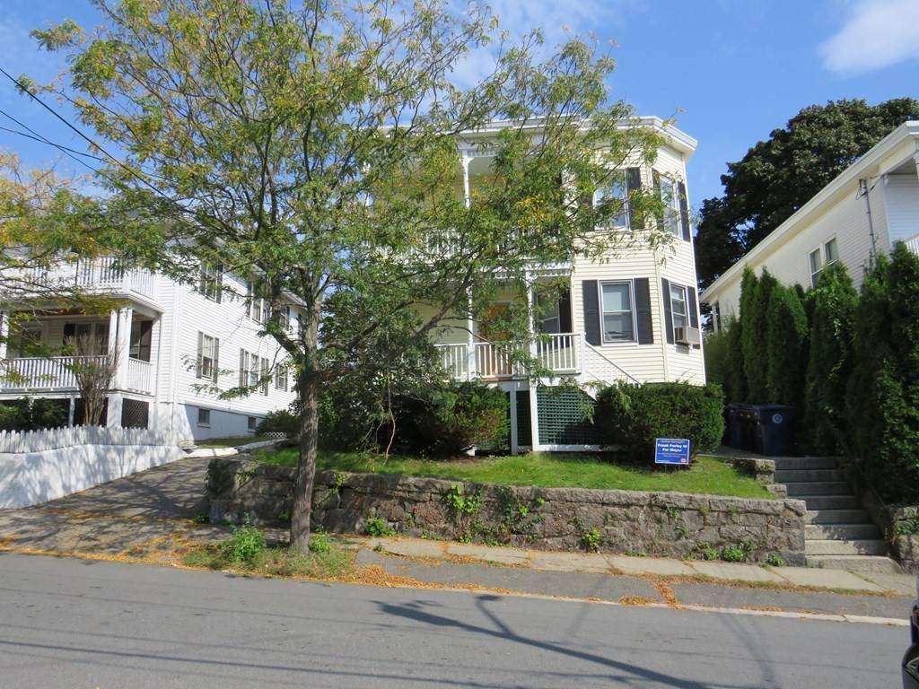 15 Hazel St - Photo 1