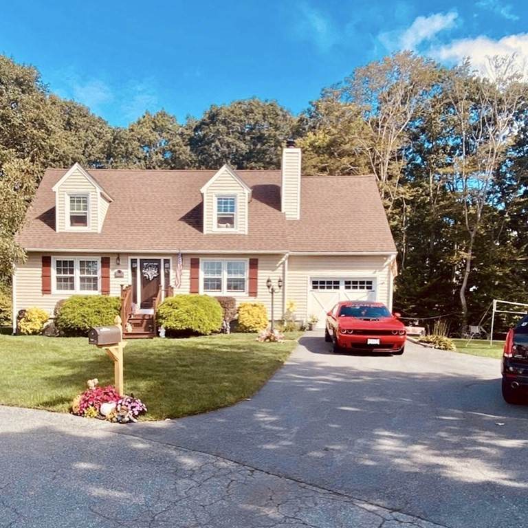 223 Montgomery Circle - Photo 1