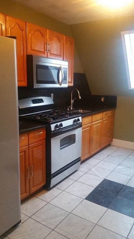 83 Waldeck St - Photo 1