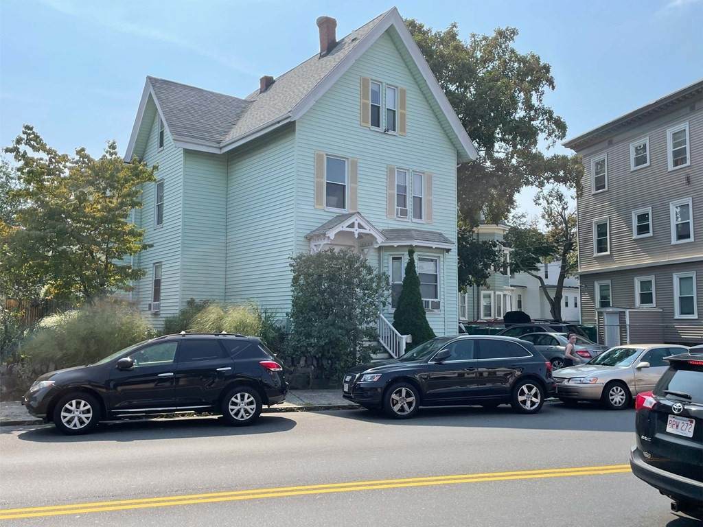 174 Lewis St - Photo 1
