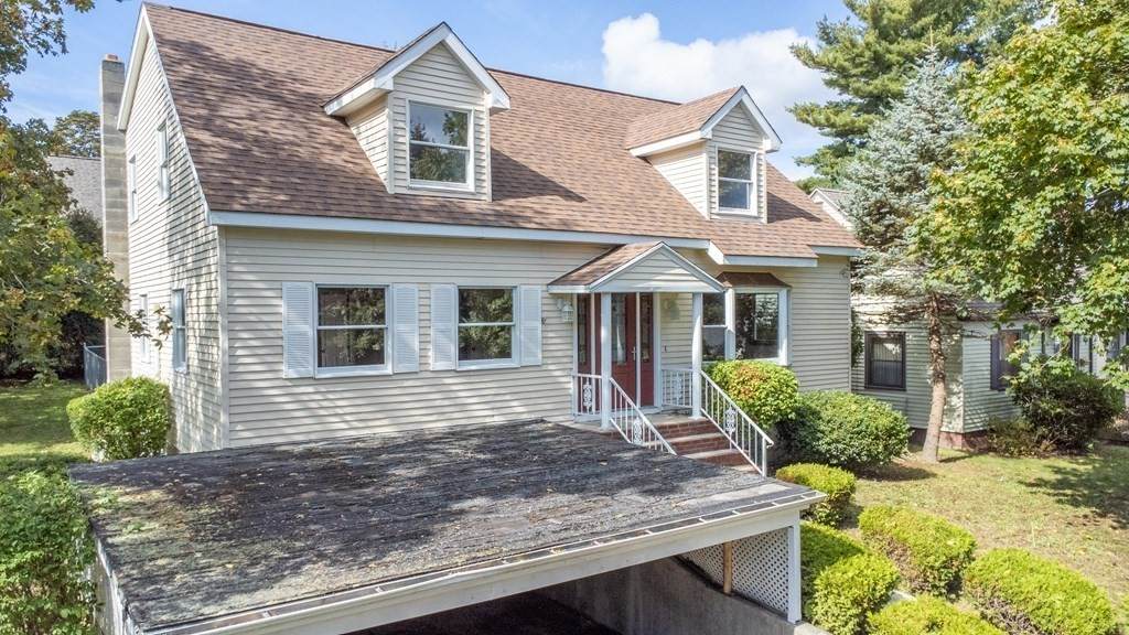 533 Hawes Street - Photo 1