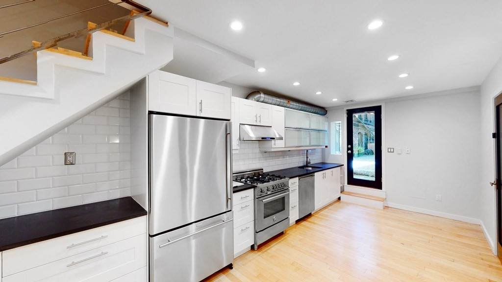 1692 Washington Street - Photo 1