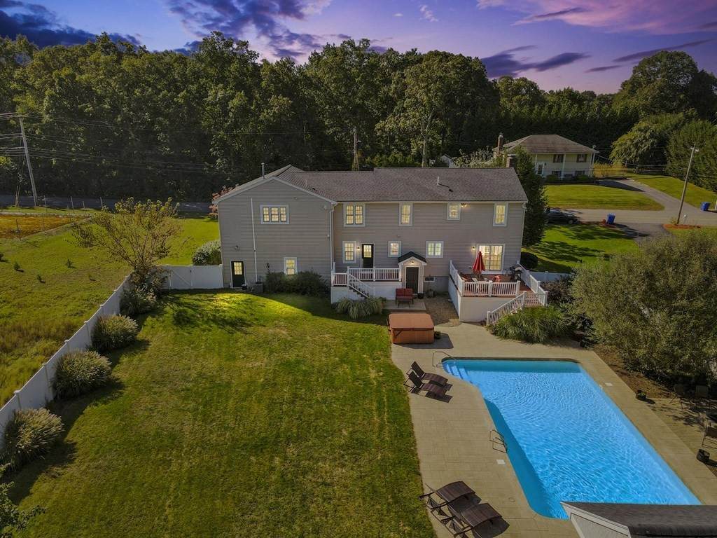 293 Crane Ave S - Photo 1