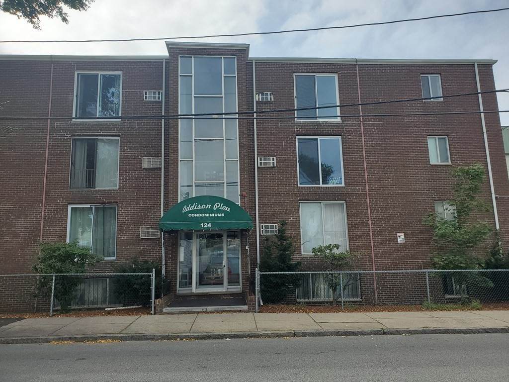 124 Addison St - Photo 1