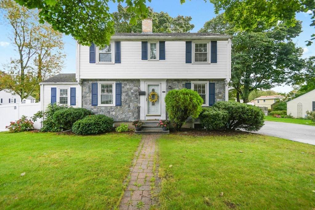 205 Warren St - Photo 1
