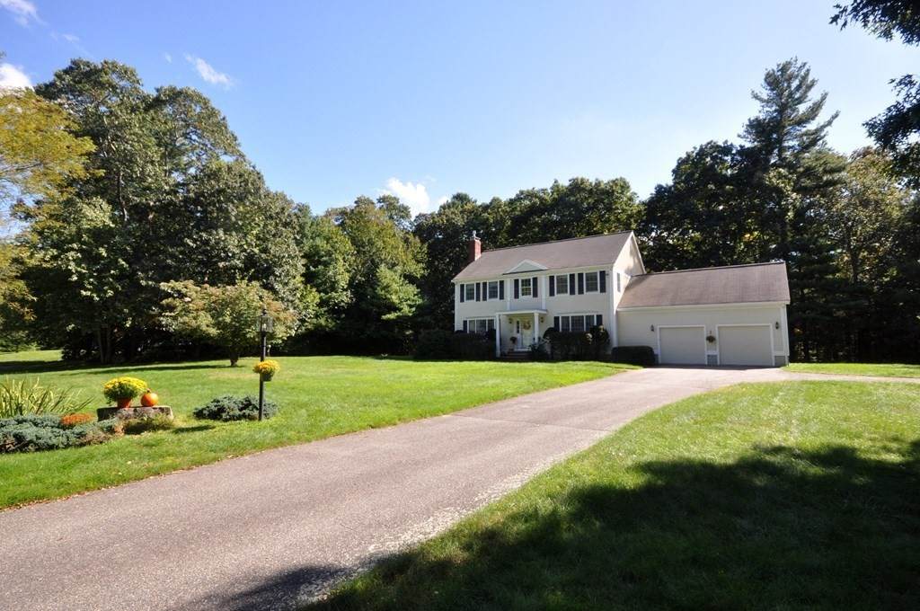 10 Bishops Way - Photo 1