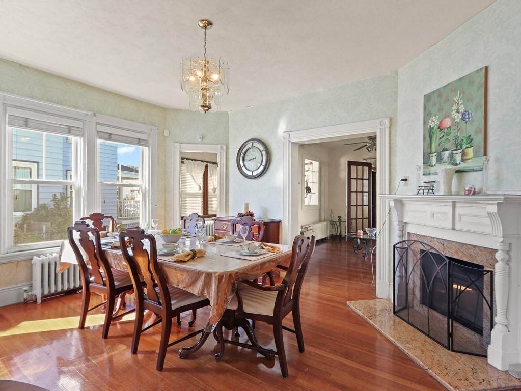 457 Gallivan Blvd - Photo 1