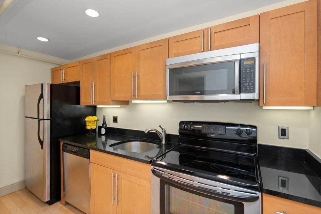 1600 Beacon St. - Photo 1