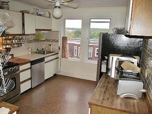 32 Saint Rose St - Photo 1