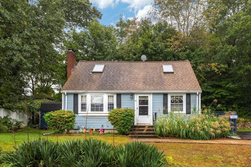 12 Richard Rd - Photo 1