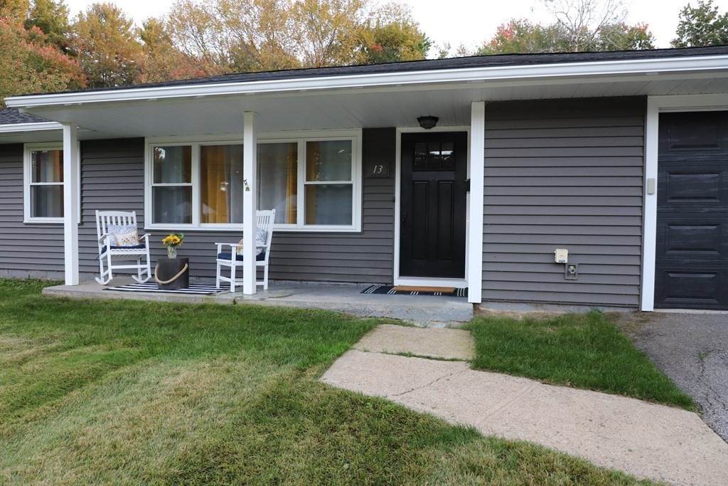 13 Ruthellen Rd - Photo 1