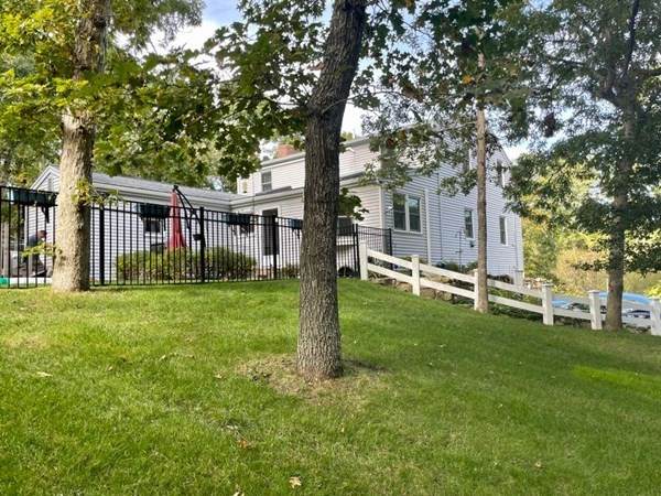 579 Old Jail Ln - Photo 1