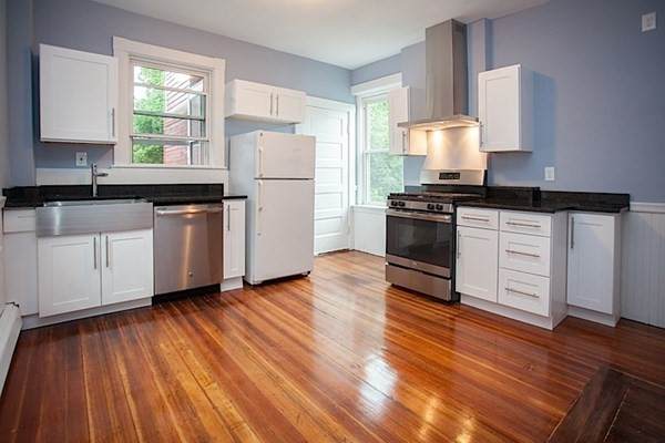 200 Harvard - Photo 1