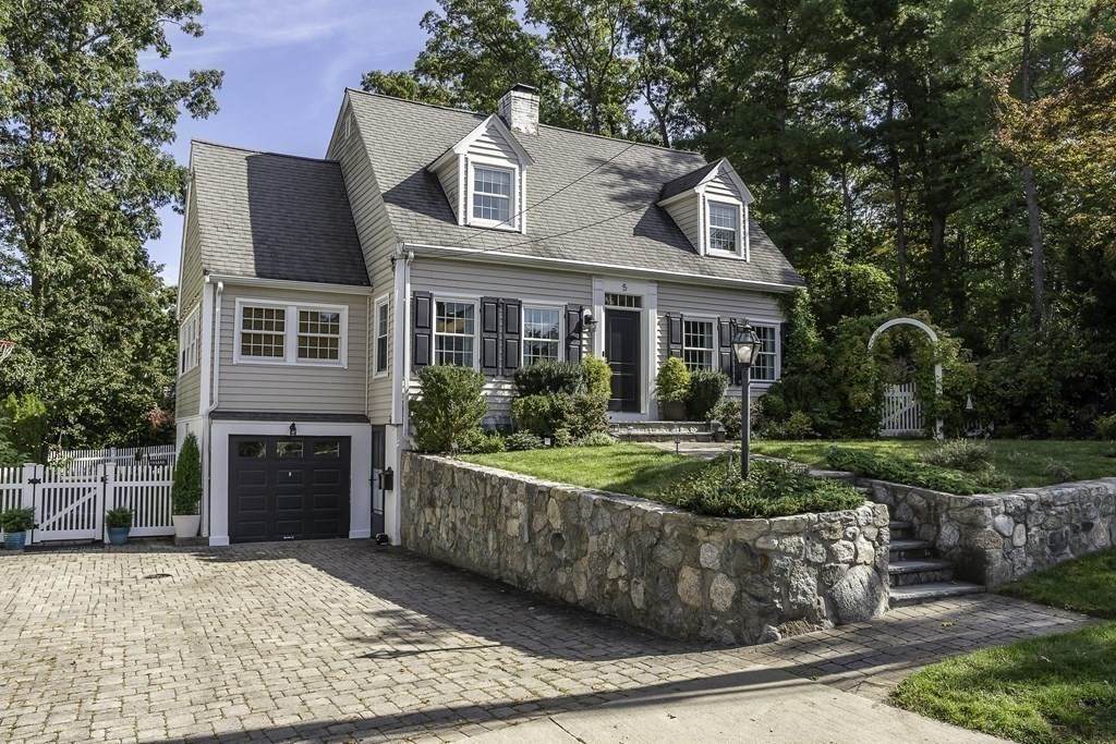 5 Alhambra Rd - Photo 1