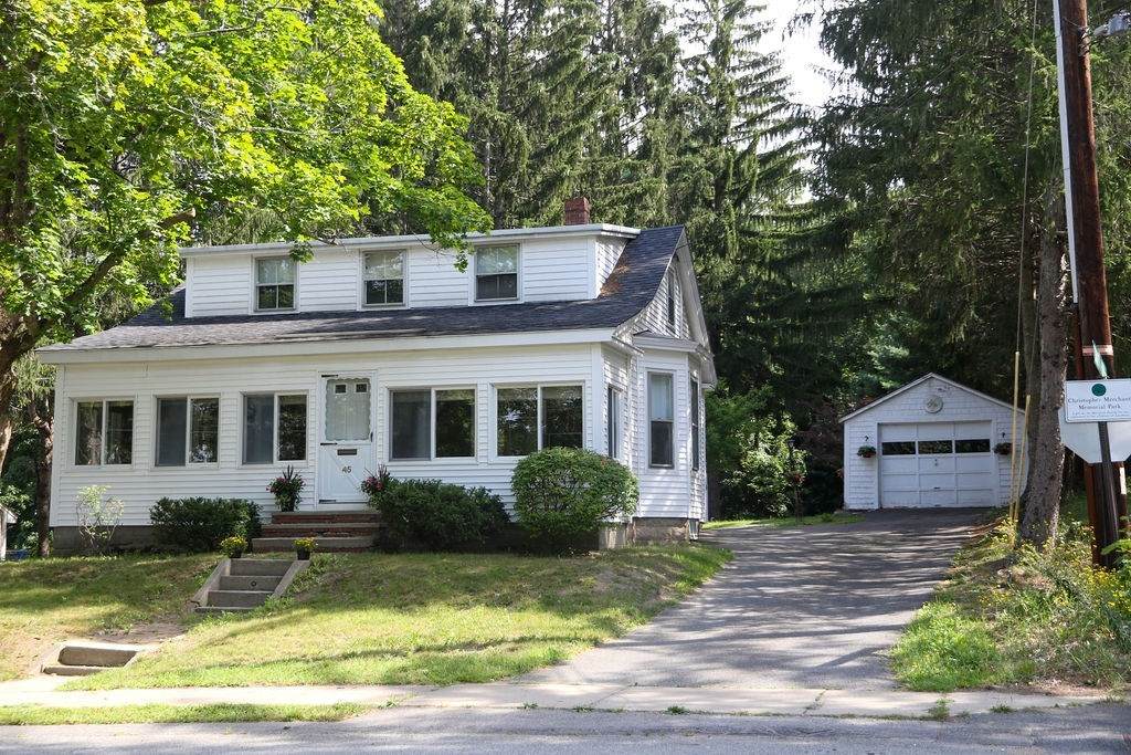 47 Madison St - Photo 1
