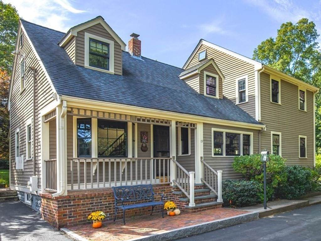 19 Kents Lane - Photo 1