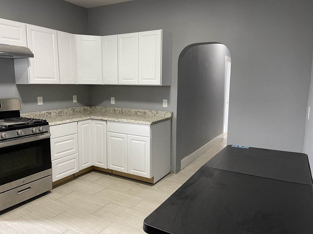 146 Bloomingdale - Photo 1